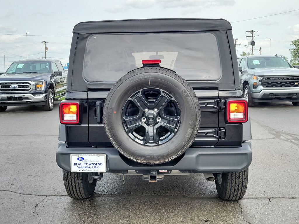 Used 2022 Jeep Wrangler Unlimited Sport AWD/4WD image 5