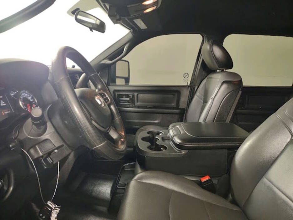 Used 2024 RAM 3500 Tradesman w/ Max Tow Package image 3