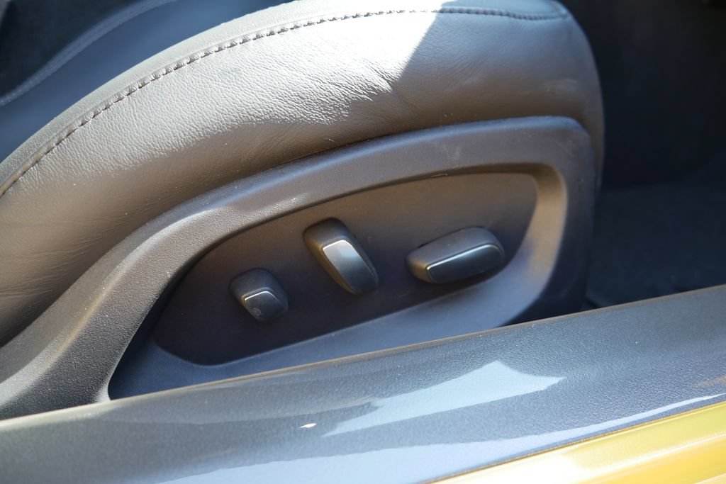 Used 2016 Chevrolet Corvette Stingray Convertible w/ 3LT Preferred Equipment Group RWD image 12