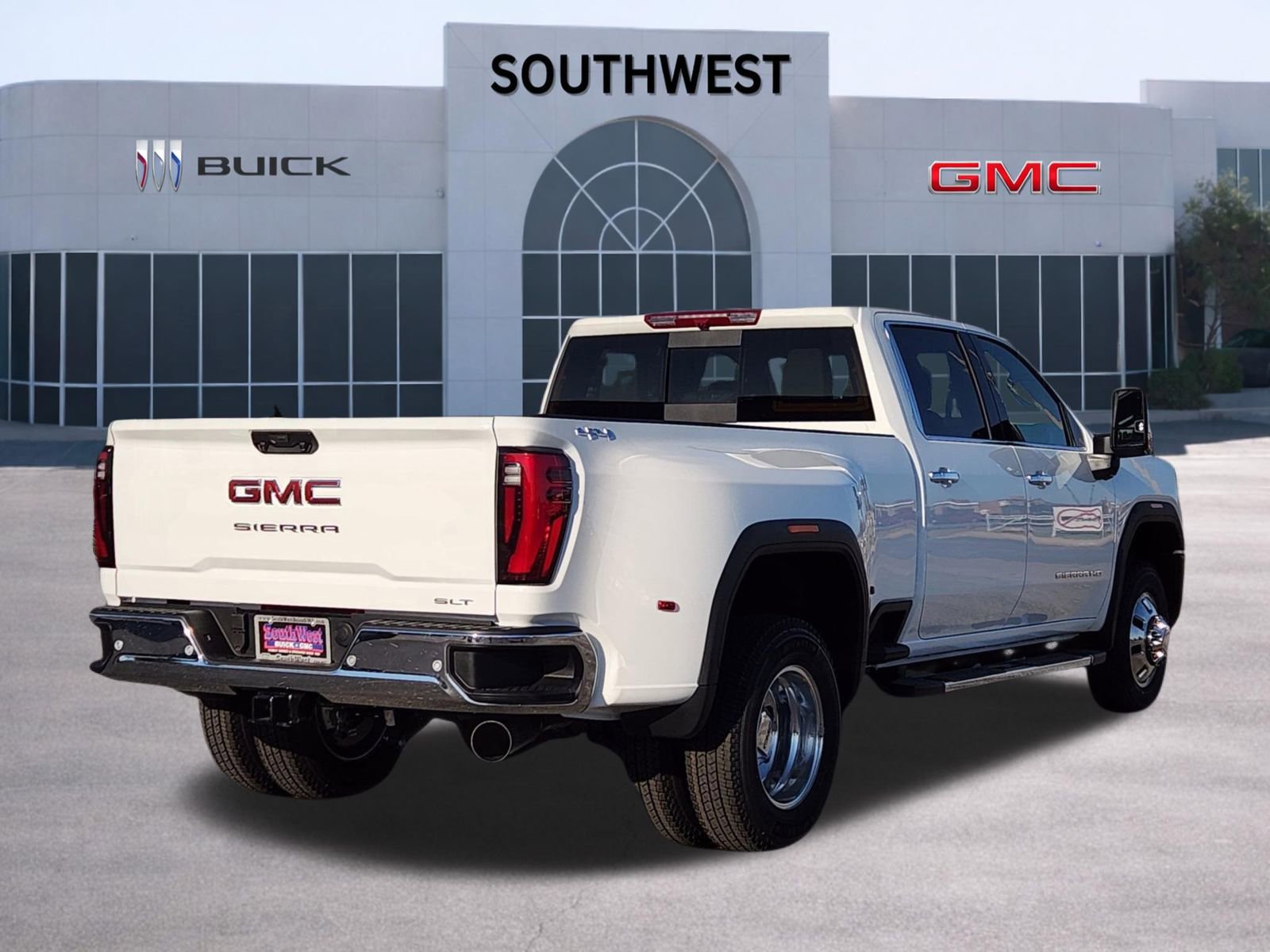 New 2026 GMC Sierra 3500 SLT w/ Texas SLT Premium Package image 5