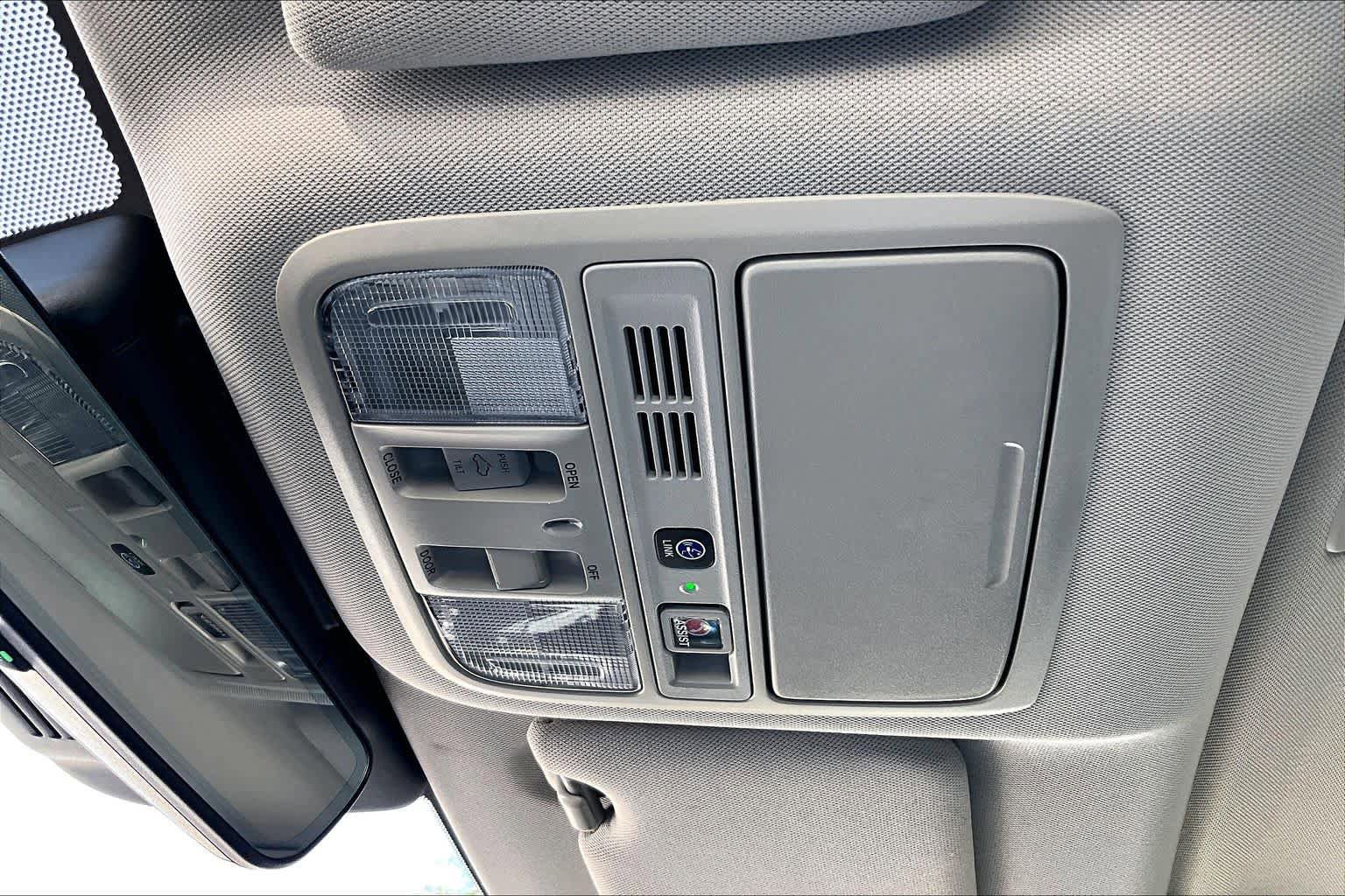 Used 2021 Honda Accord Touring image 32
