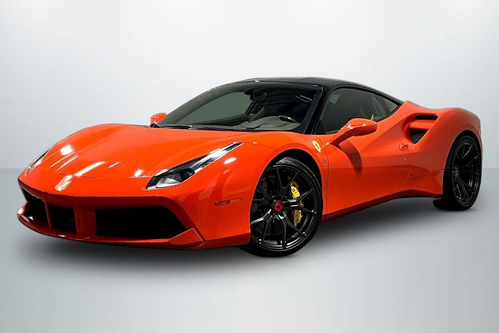 Used 2018 Ferrari 488 GTB RWD image 3