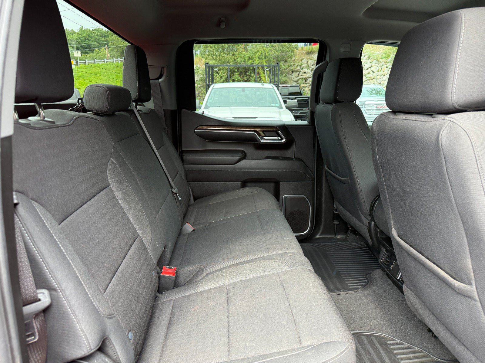 Certified 2024 Chevrolet Silverado 1500 LT AWD/4WD image 19