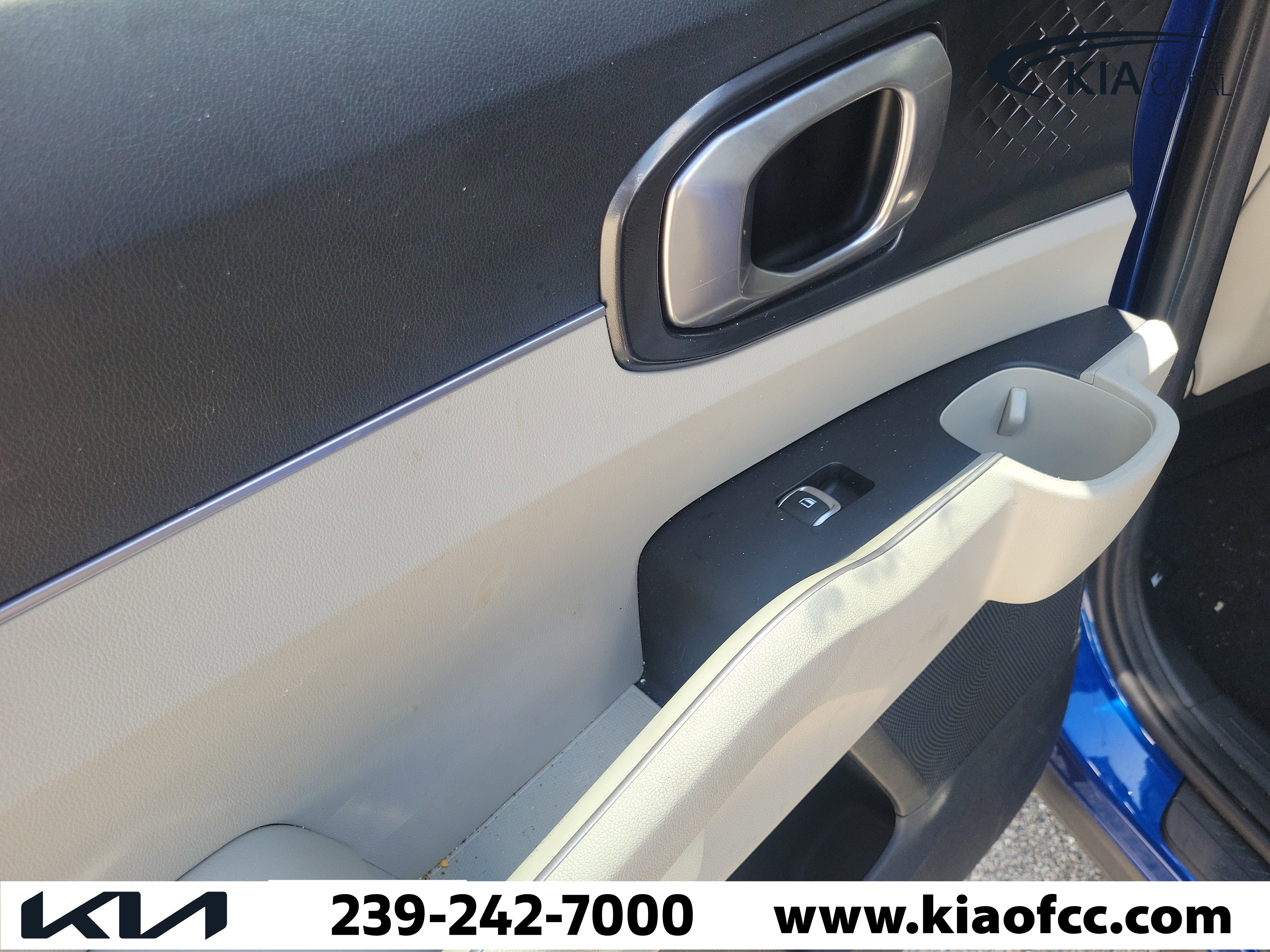 Certified 2023 Kia Sorento S w/ Panoramic Sunroof Package FWD image 13