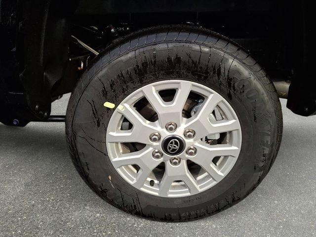 New 2026 Toyota Tacoma SR5 image 5