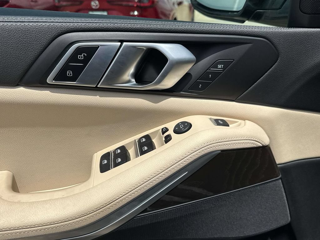 Used 2022 BMW X5 sDrive40i w/ Premium Package RWD image 26
