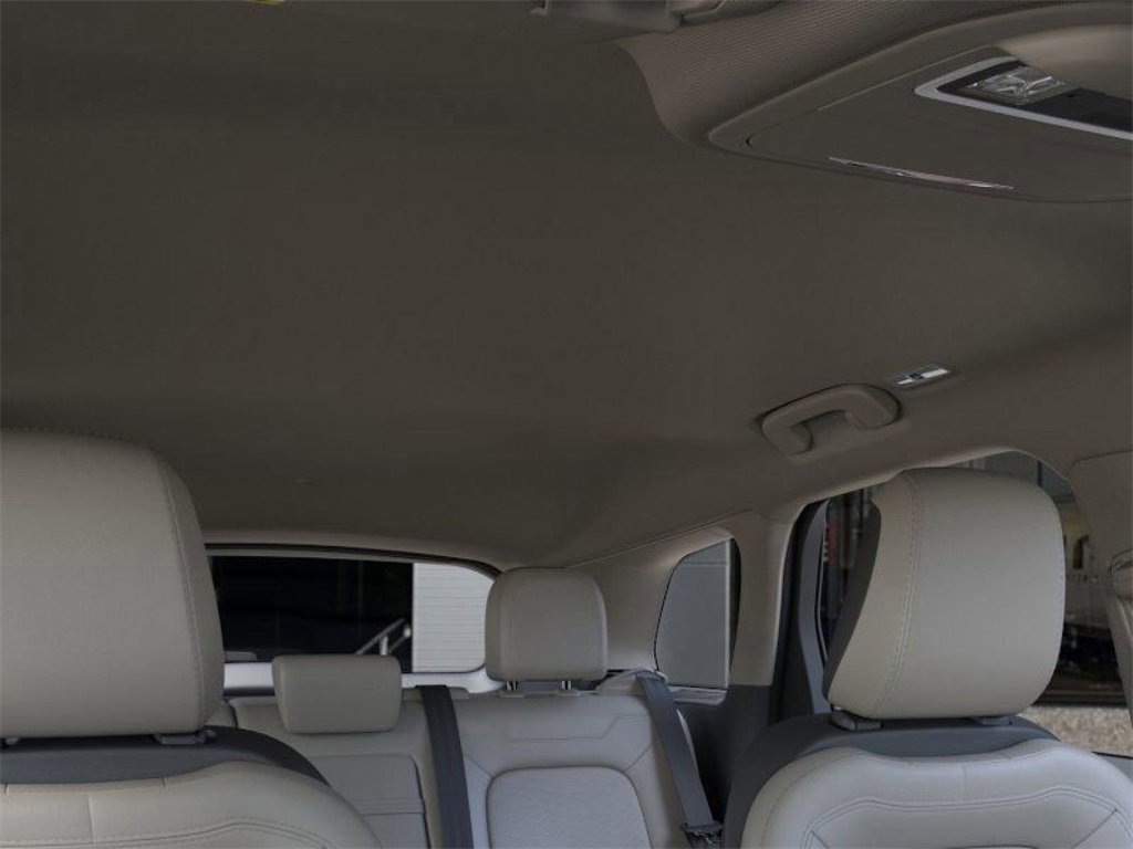 New 2026 Lincoln Corsair Premiere image 22