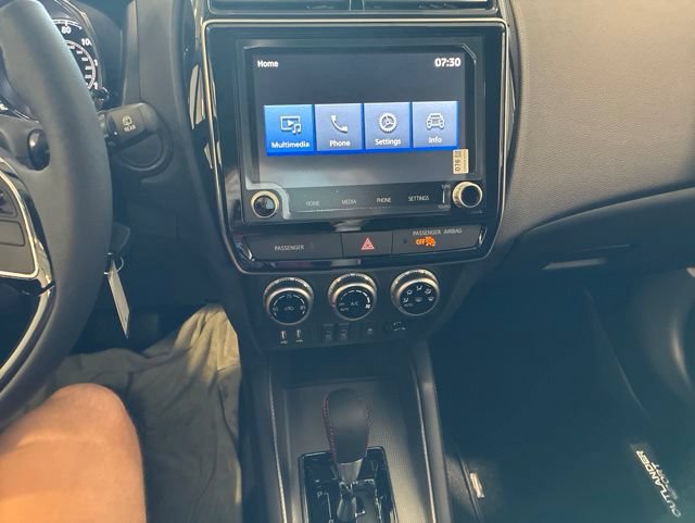 New 2026 Mitsubishi Outlander Sport LE AWD/4WD image 17