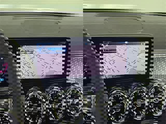 Certified 2025 Mercedes-Benz GLB 250 4MATIC image 98