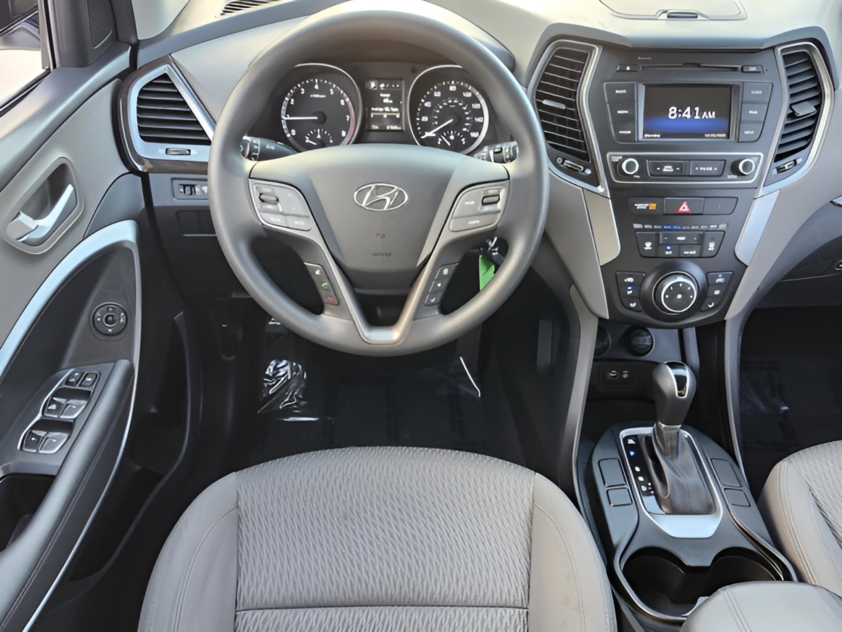 Used 2018 Hyundai Santa Fe Sport image 16