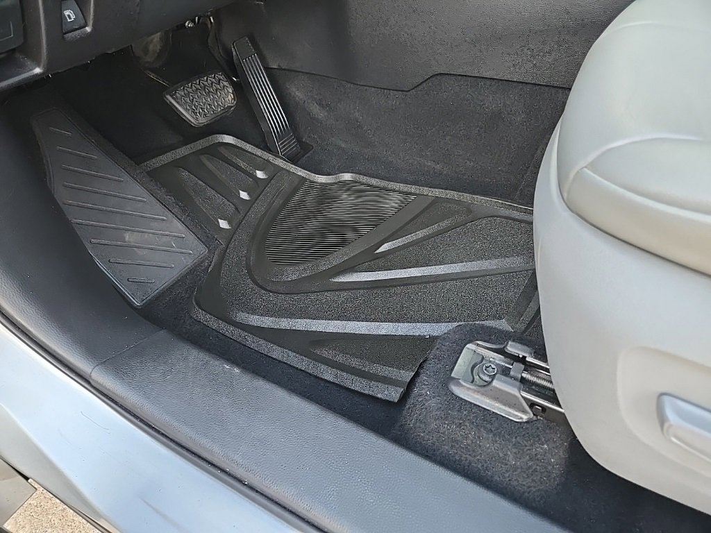 Used 2021 Toyota Highlander XLE image 38