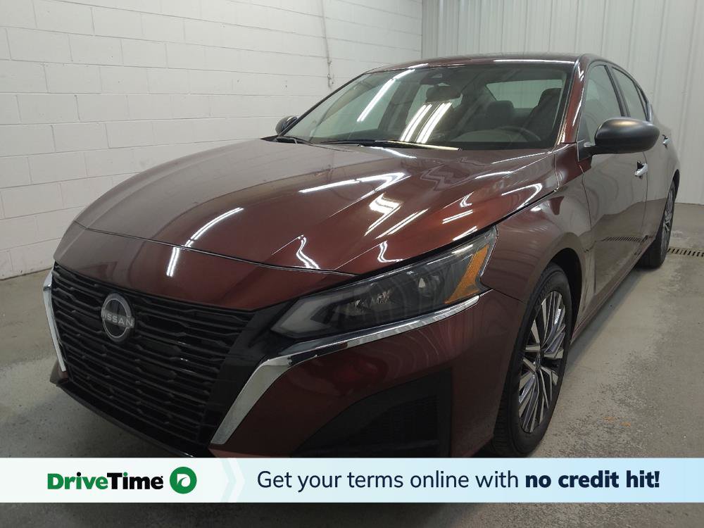 Used 2025 Nissan Altima 2.5 SV FWD image 1