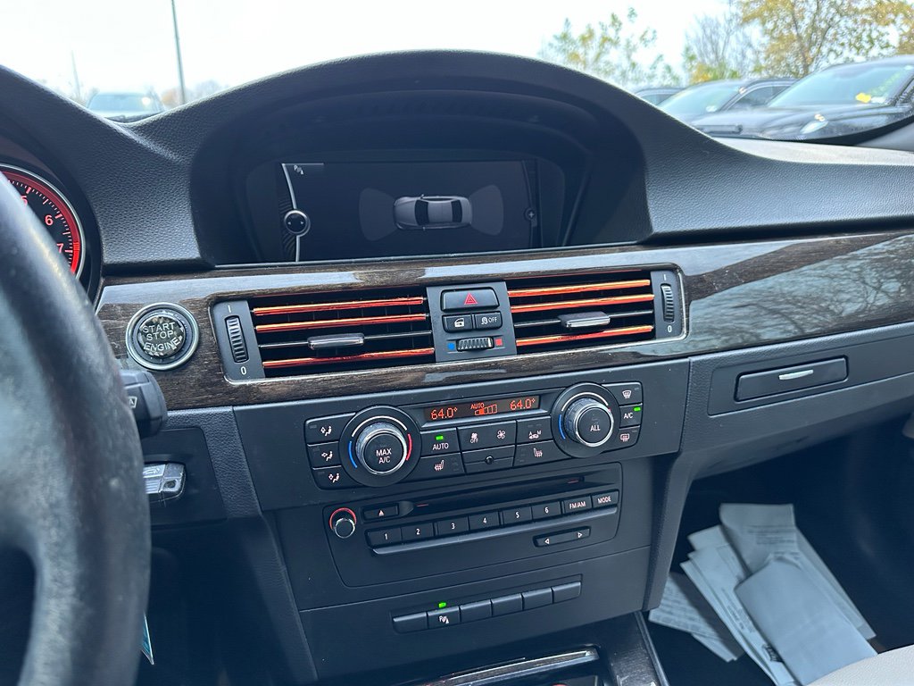 Used 2013 BMW 328i Convertible image 14