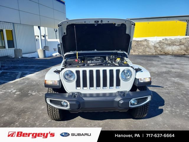 Used 2020 Jeep Wrangler Unlimited Sahara w/ Safety Group image 17