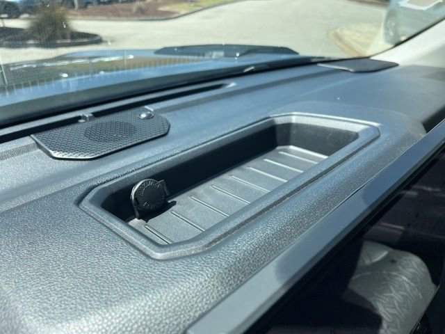 Used 2024 Toyota Tundra Limited AWD/4WD image 23