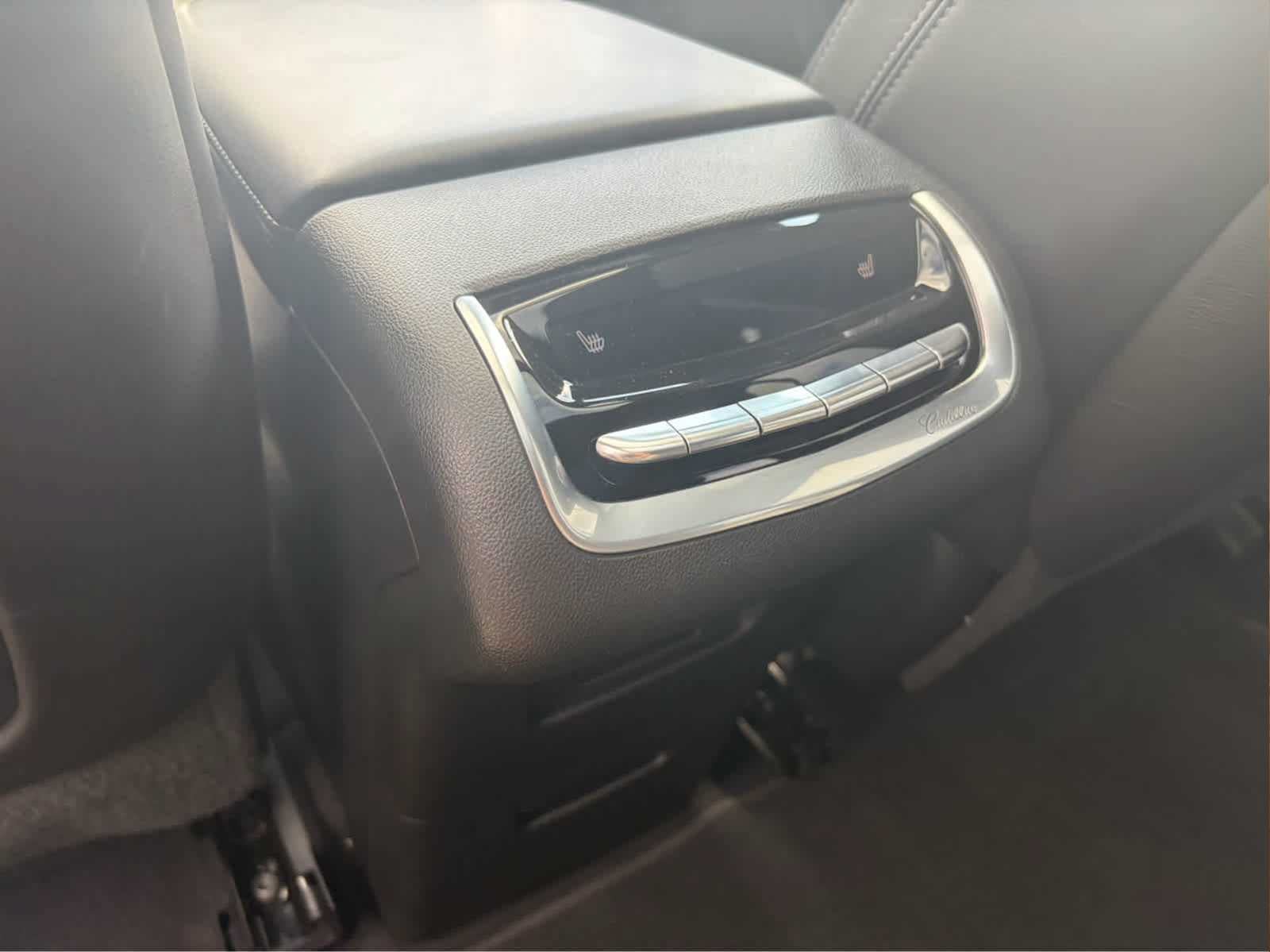 Used 2020 Cadillac XT6 Sport w/ Platinum Package AWD/4WD image 23