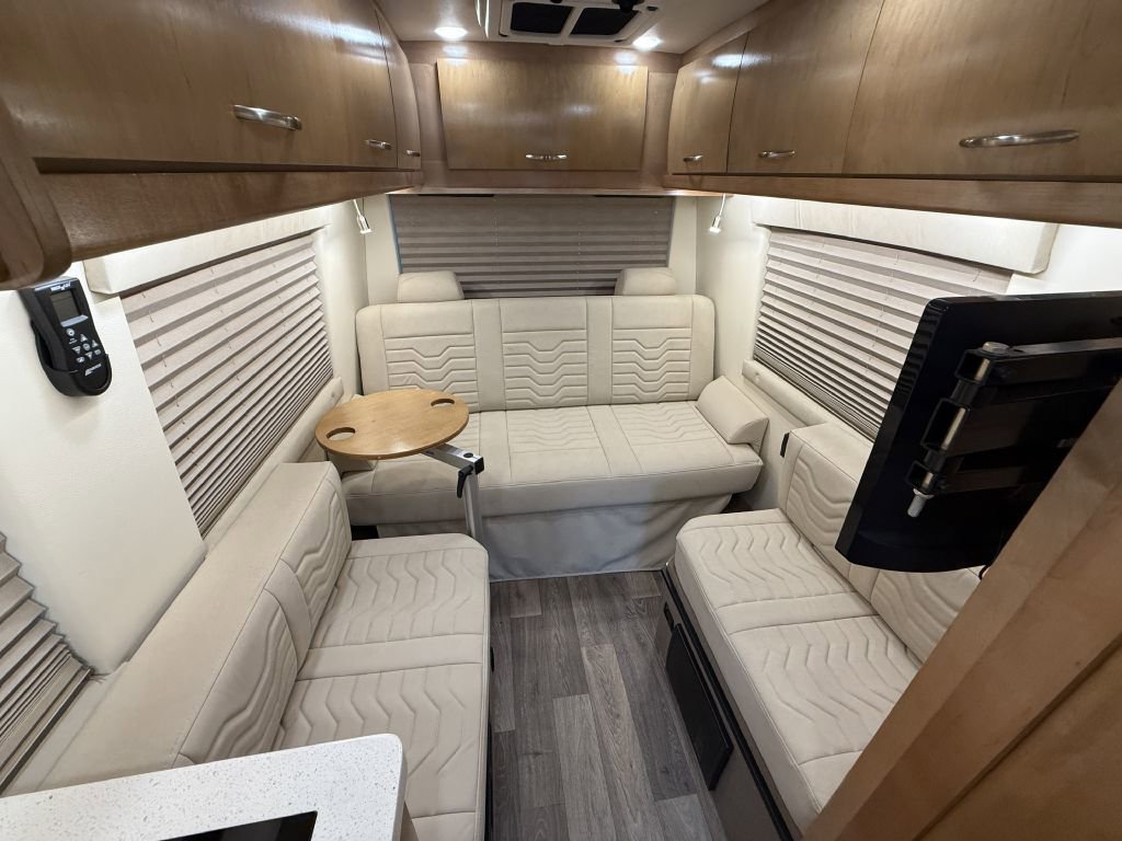 Used 2022 Mercedes-Benz Sprinter 3500 image 74