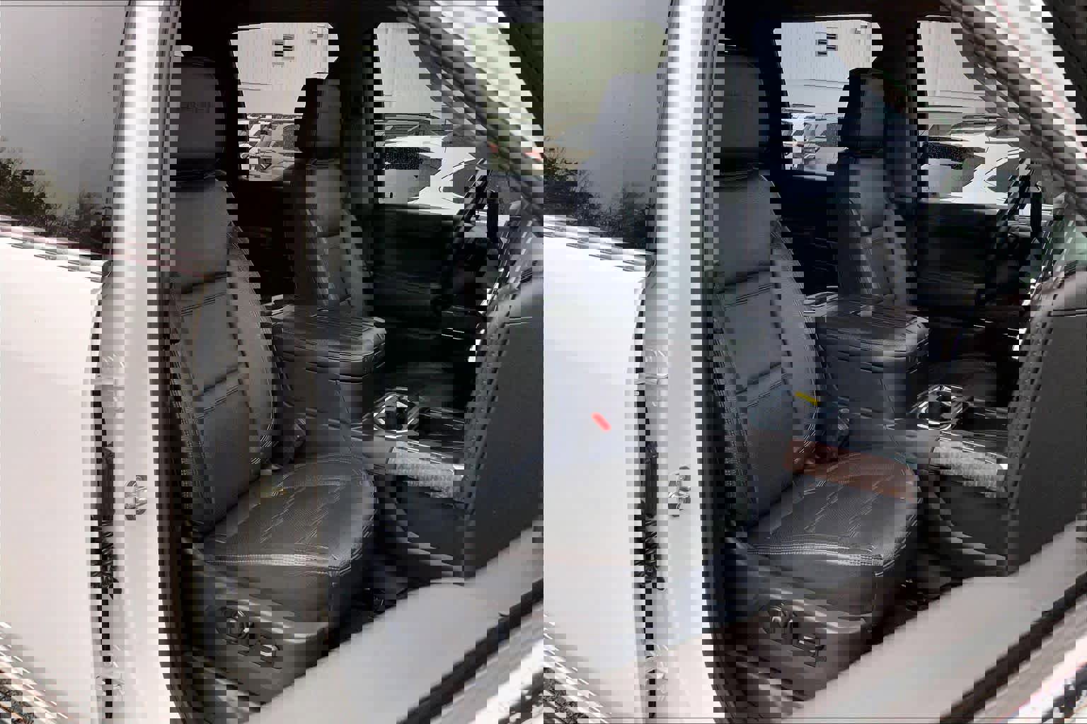 Used 2020 GMC Sierra 2500 Denali w/ Denali Ultimate Package image 8