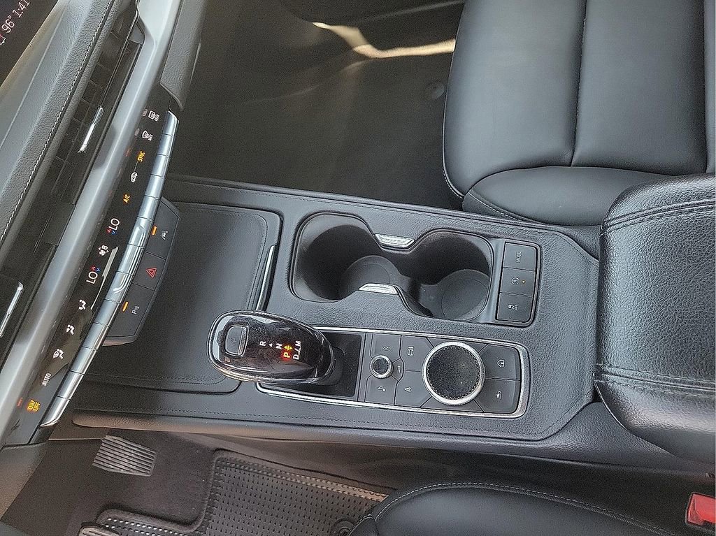 Used 2024 Cadillac XT4 Premium Luxury image 19