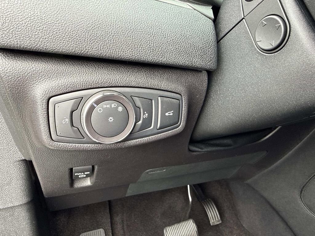 Certified 2019 Lincoln MKC Reserve w/ MKC Technology Package image 31