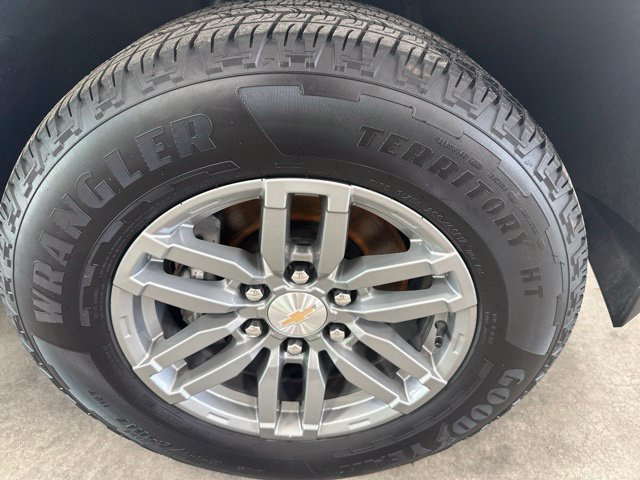 Used 2024 Chevrolet Colorado LT w/ LT Convenience Package II AWD/4WD image 7