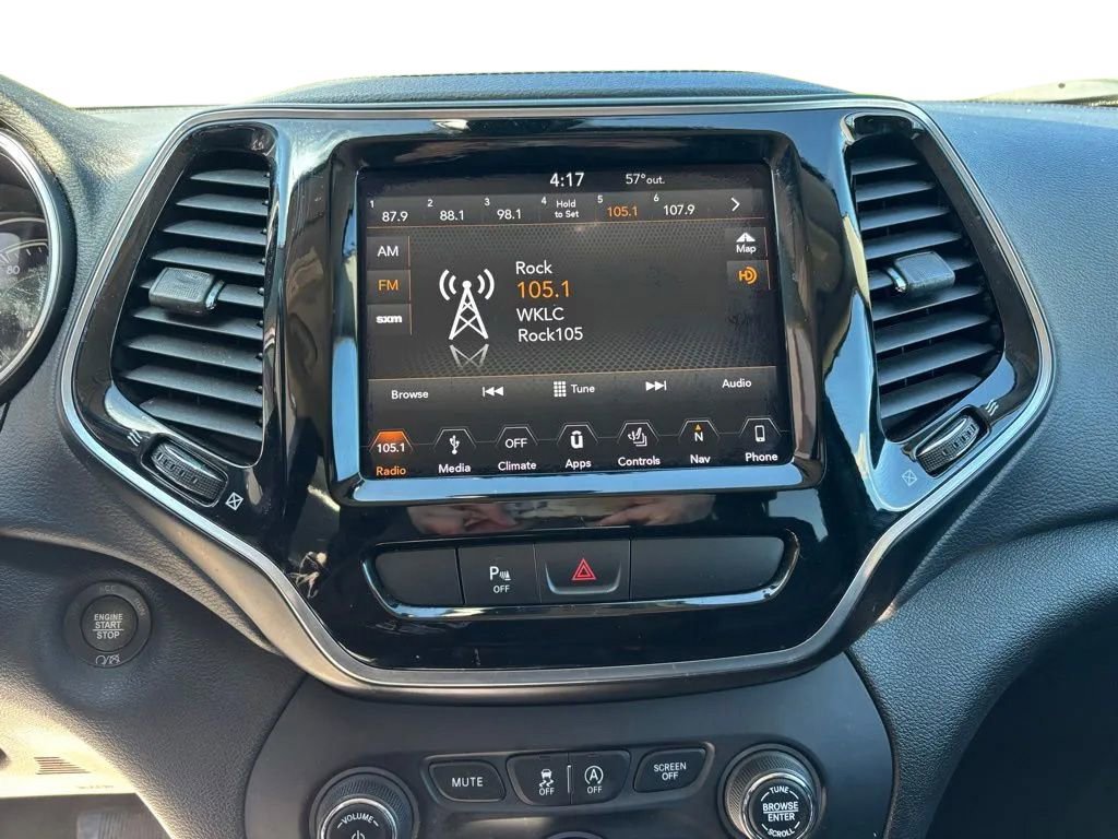 Used 2019 Jeep Cherokee Limited AWD/4WD image 16