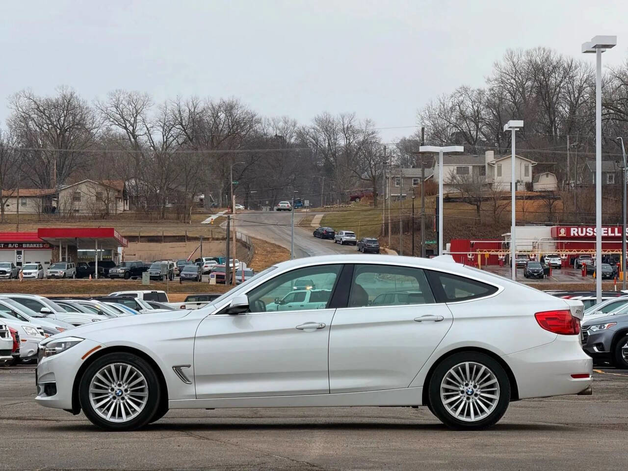 Used 2015 BMW 328i Gran Turismo xDrive AWD/4WD image 5