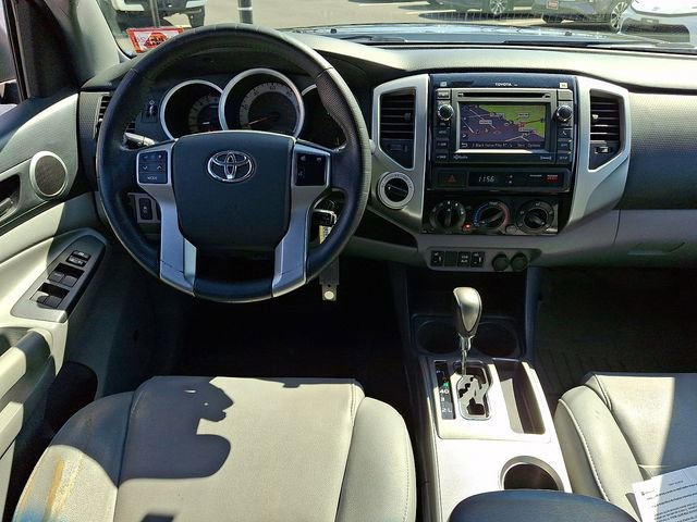 Used 2013 Toyota Tacoma 4x4 Double Cab w/ Limited Pkg image 11
