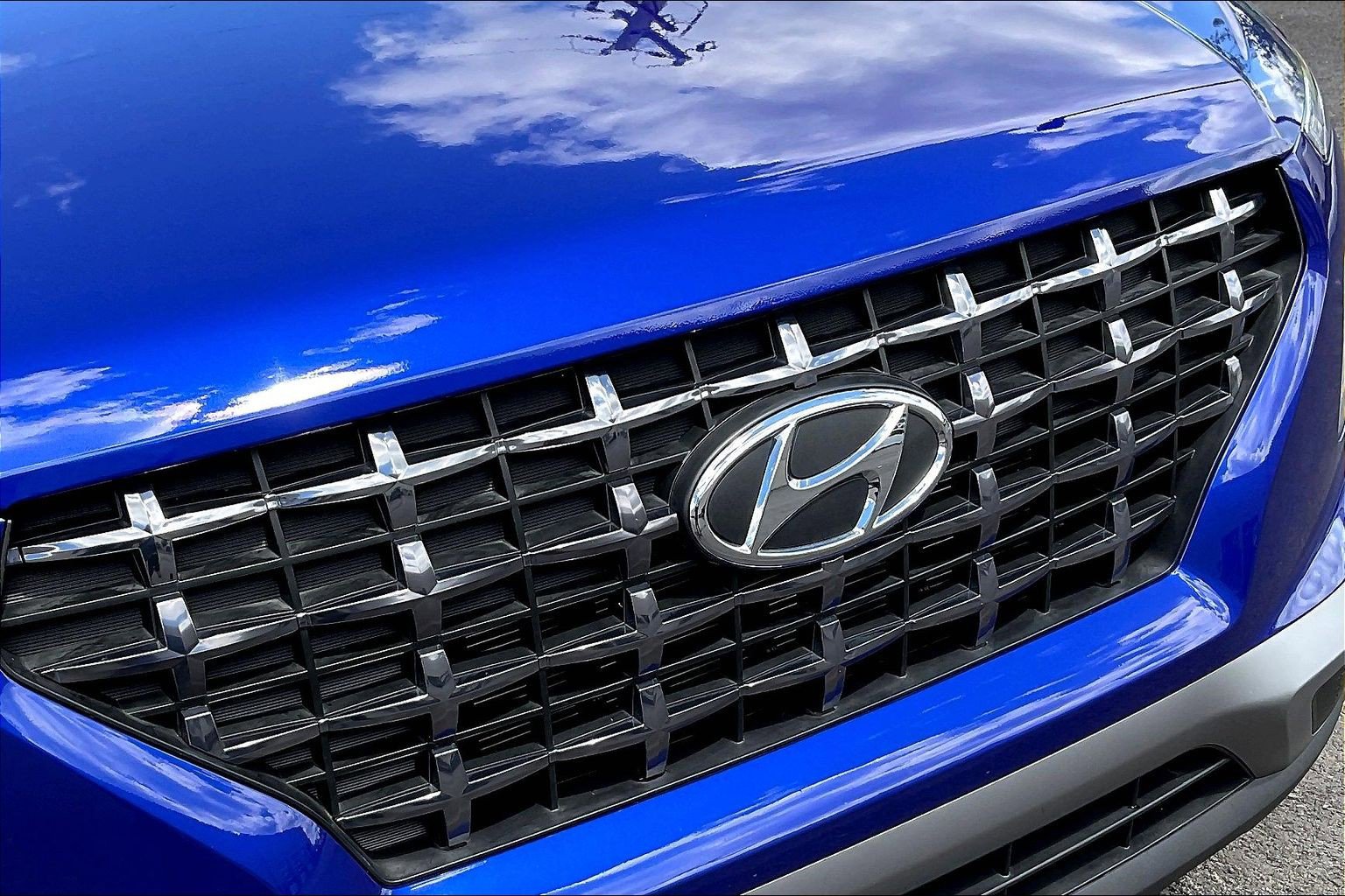 Used 2025 Hyundai Venue SEL FWD image 33
