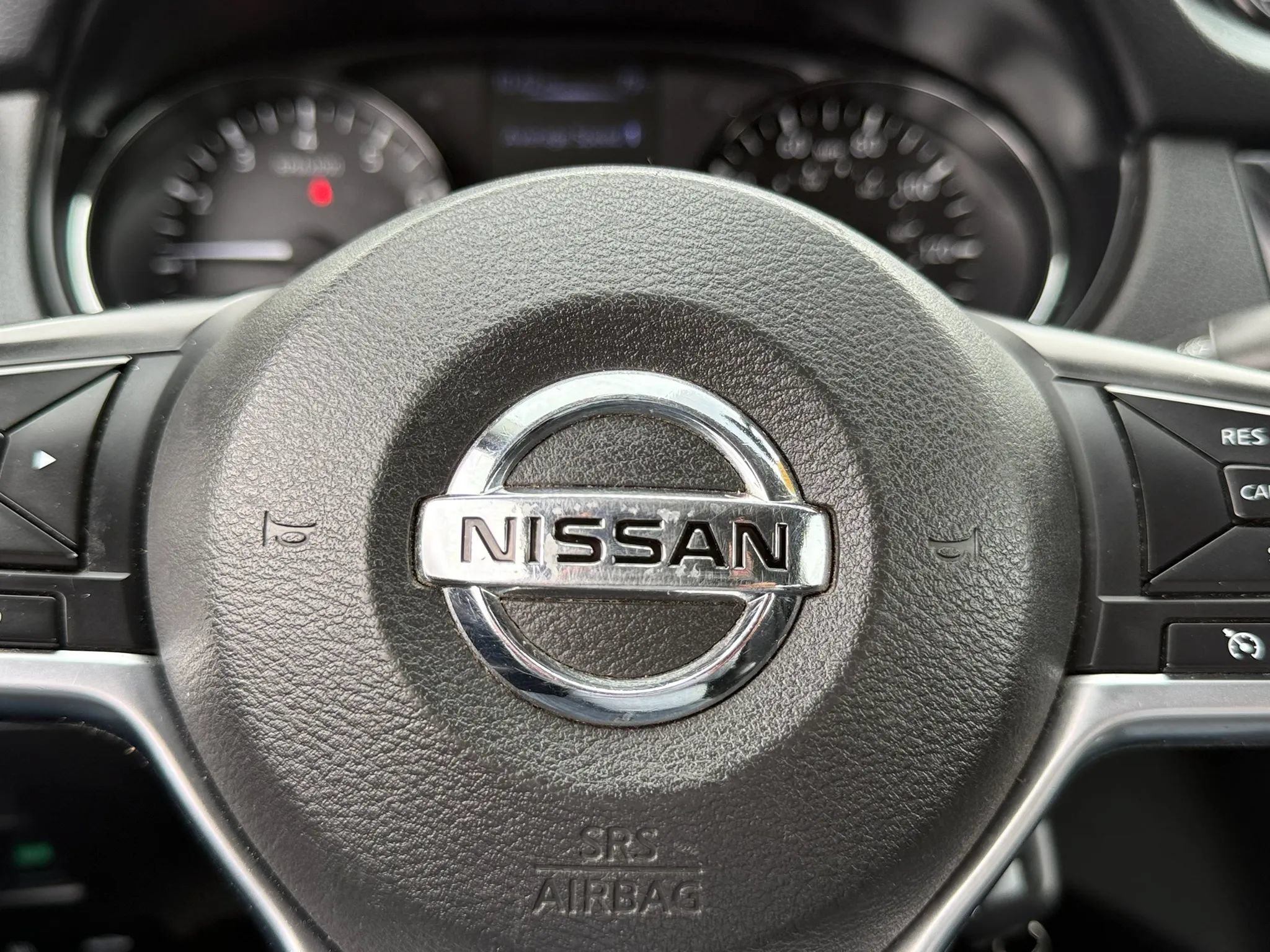 Used 2018 Nissan Rogue Sport S AWD/4WD image 34