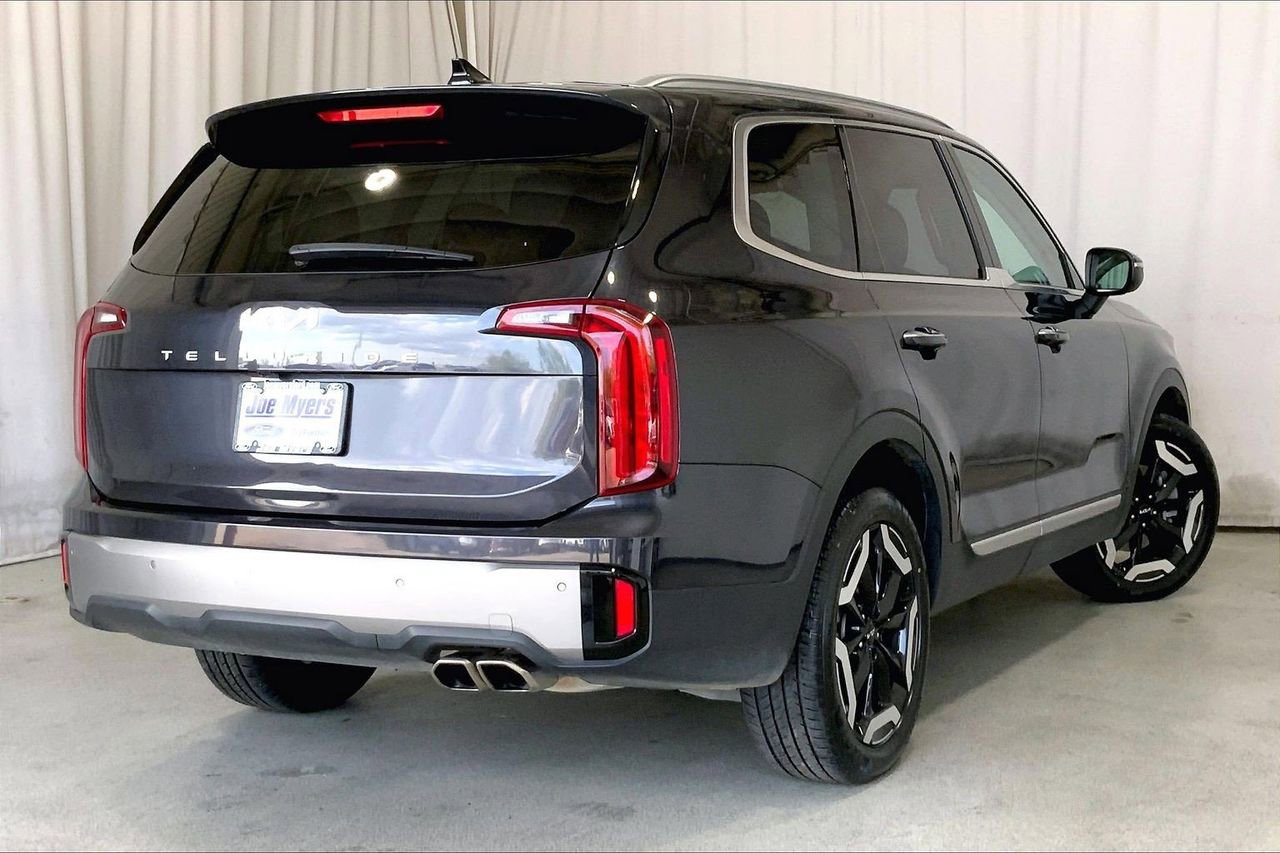 Used 2025 Kia Telluride S FWD image 12