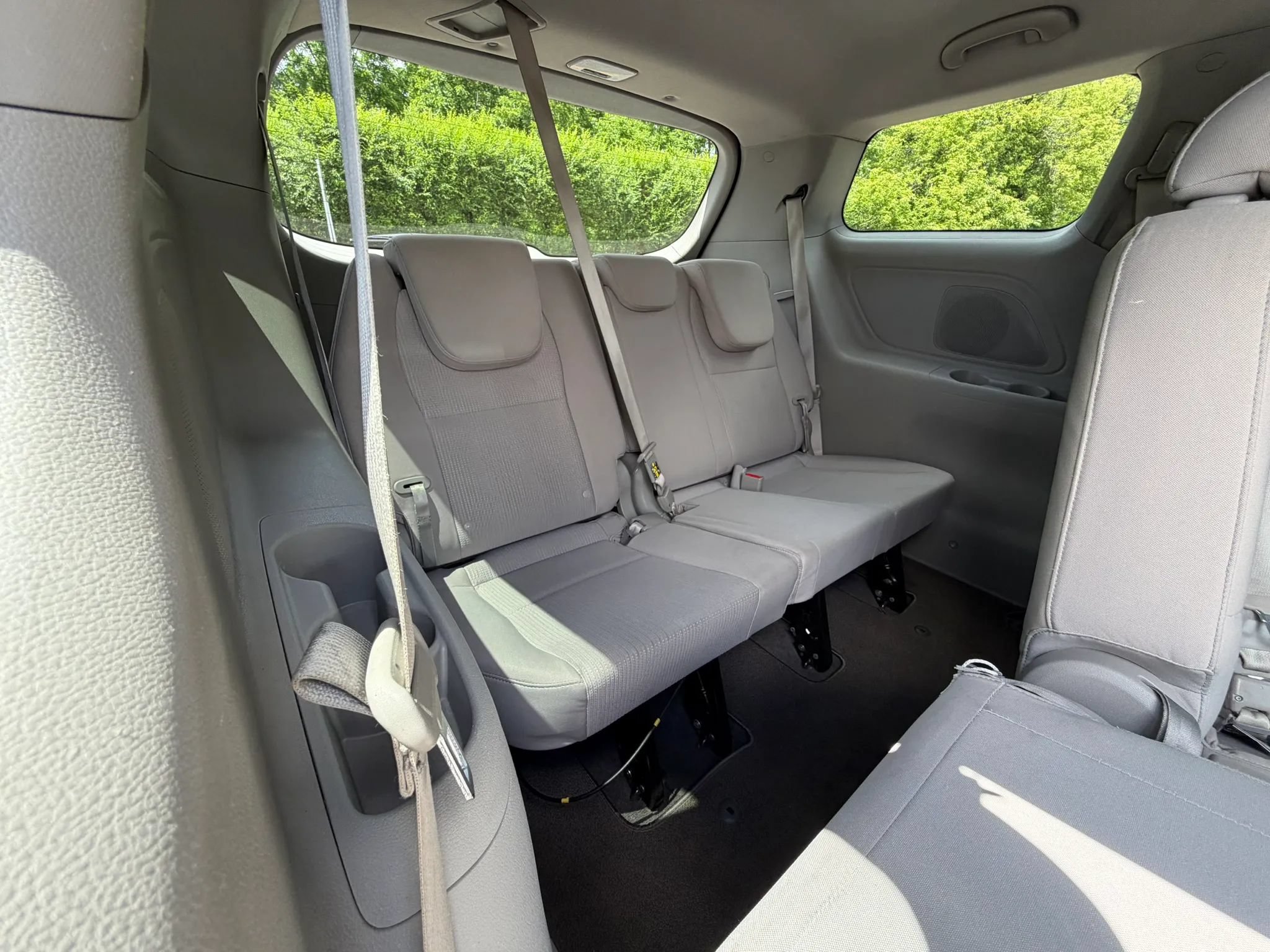 Used 2019 Kia Sedona LX FWD image 21