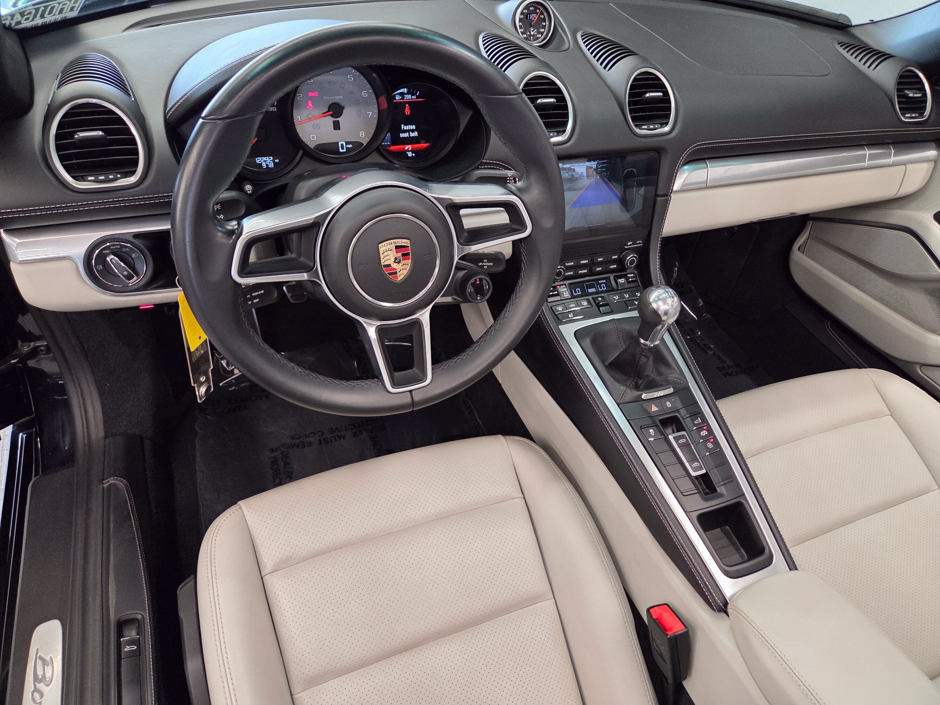 Certified 2025 Porsche 718 Boxster S RWD image 4