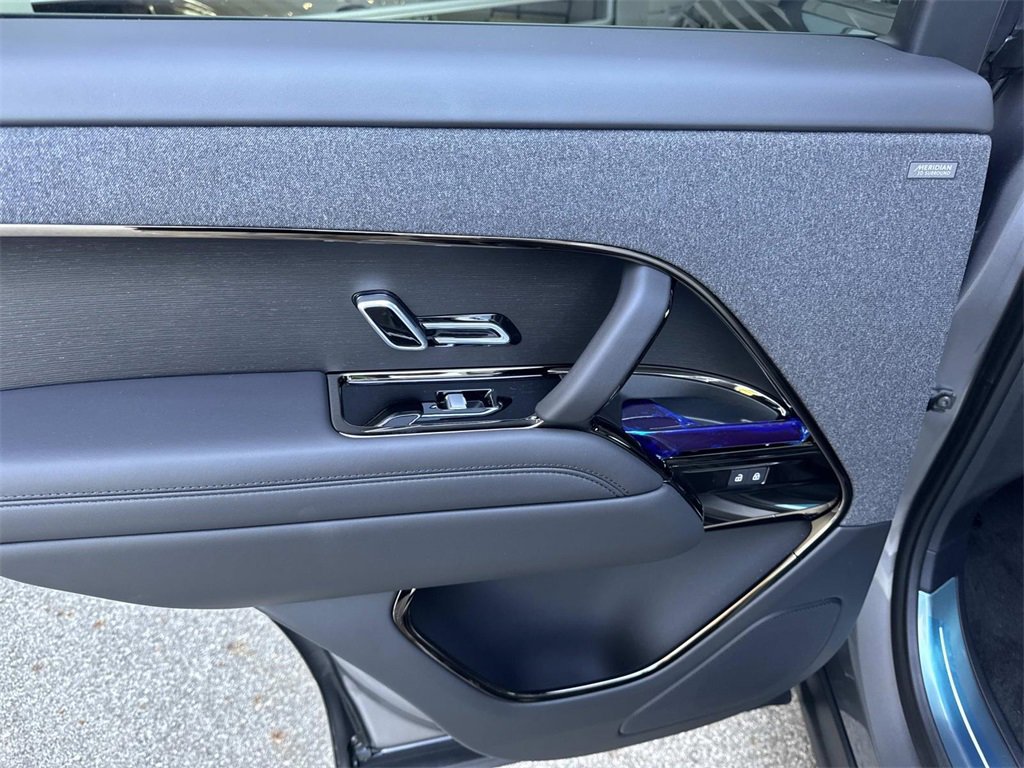 New 2025 Land Rover Range Rover Sport SE image 13