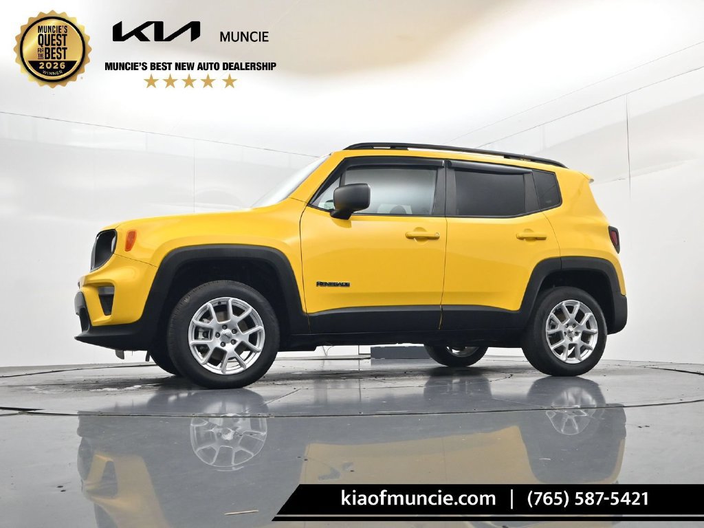 Used 2023 Jeep Renegade Latitude w/ Premium Group AWD/4WD image 40