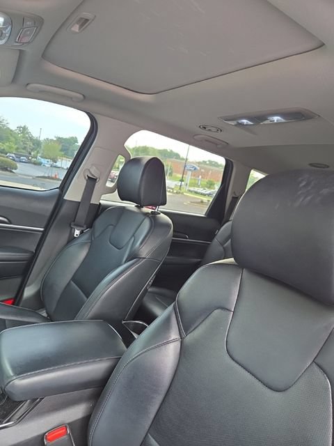 Used 2023 Kia Telluride S w/ S Sunroof Package AWD/4WD image 8