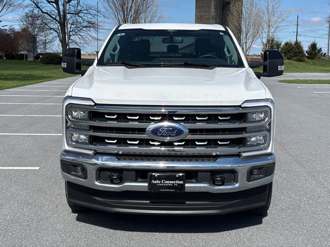 Used 2025 Ford F350 Lariat w/ Camper Package AWD/4WD image 3