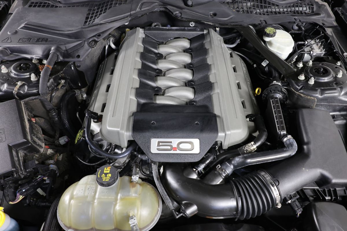Used 2015 Ford Mustang GT Premium w/ GT Performance Package RWD image 36