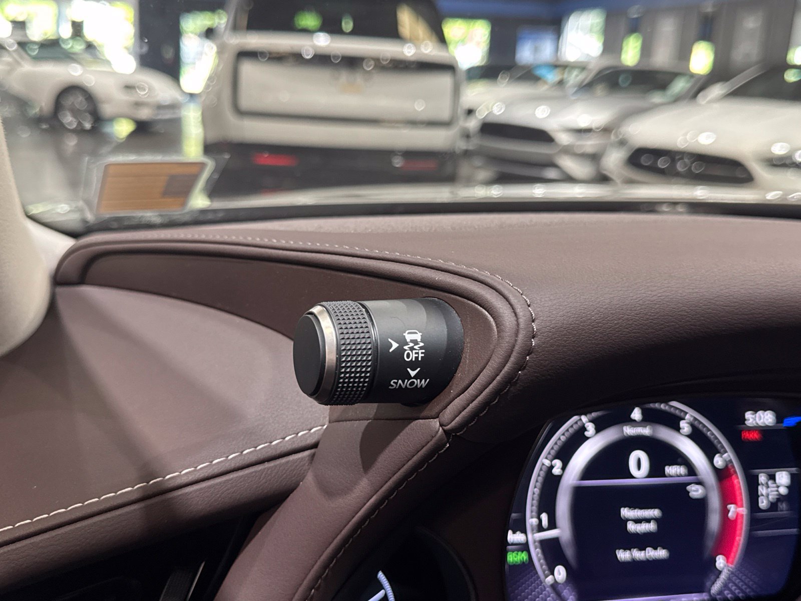 Used 2018 Lexus LS 500 w/ Accessory Package (Z2) RWD image 25