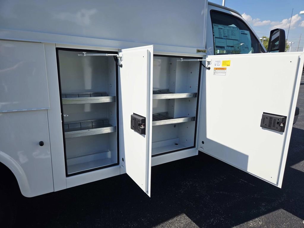 New 2025 GMC Savana 3500 w/ Power Convenience Package image 19