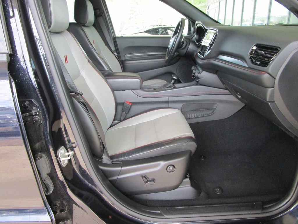 Used 2024 Dodge Durango GT image 30
