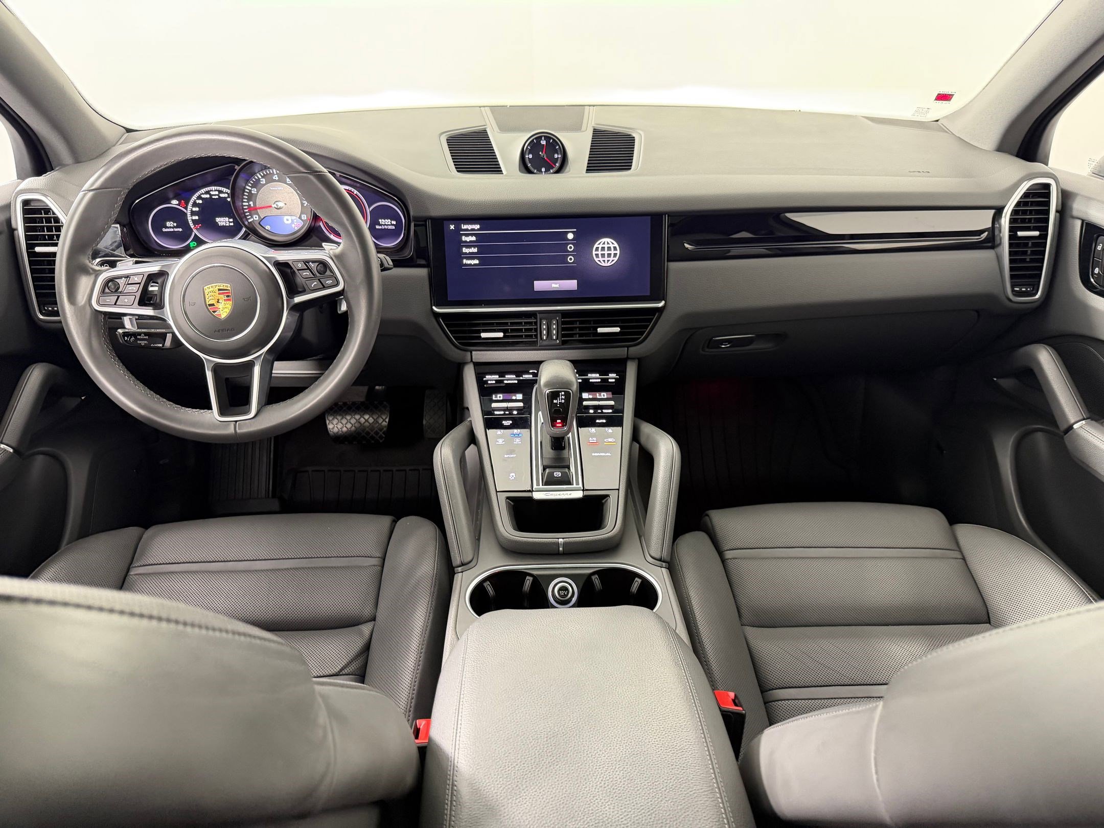 Used 2022 Porsche Cayenne image 20