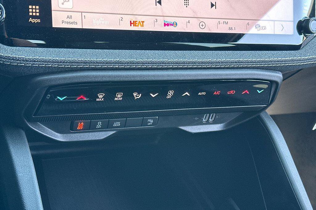 New 2026 Jeep Cherokee Laredo AWD/4WD image 20