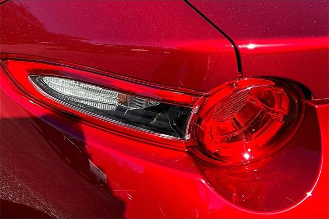 Used 2019 MAZDA MX-5 Miata RF Grand Touring image 18