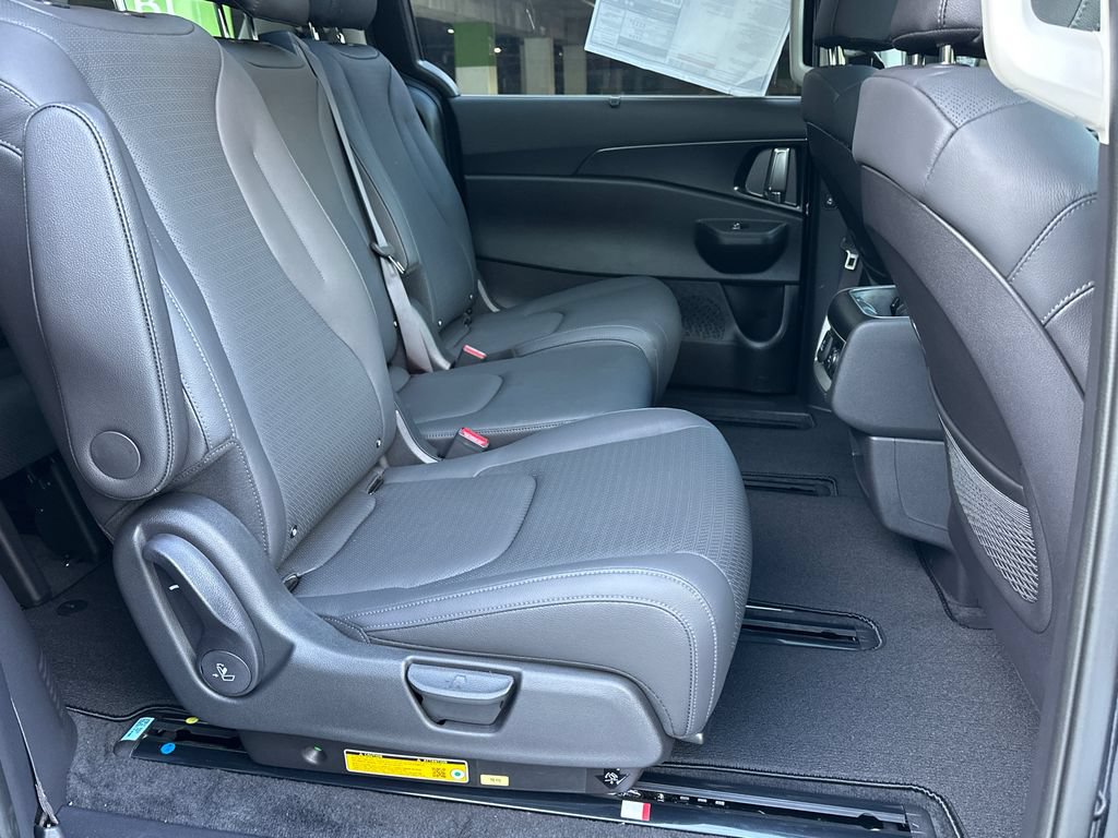 New 2026 Kia Carnival SX Prestige FWD image 15