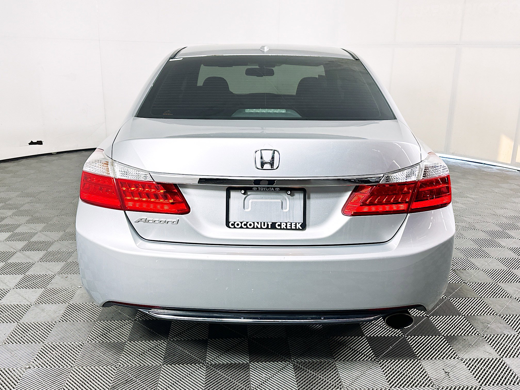 Used 2014 Honda Accord EX-L image 4