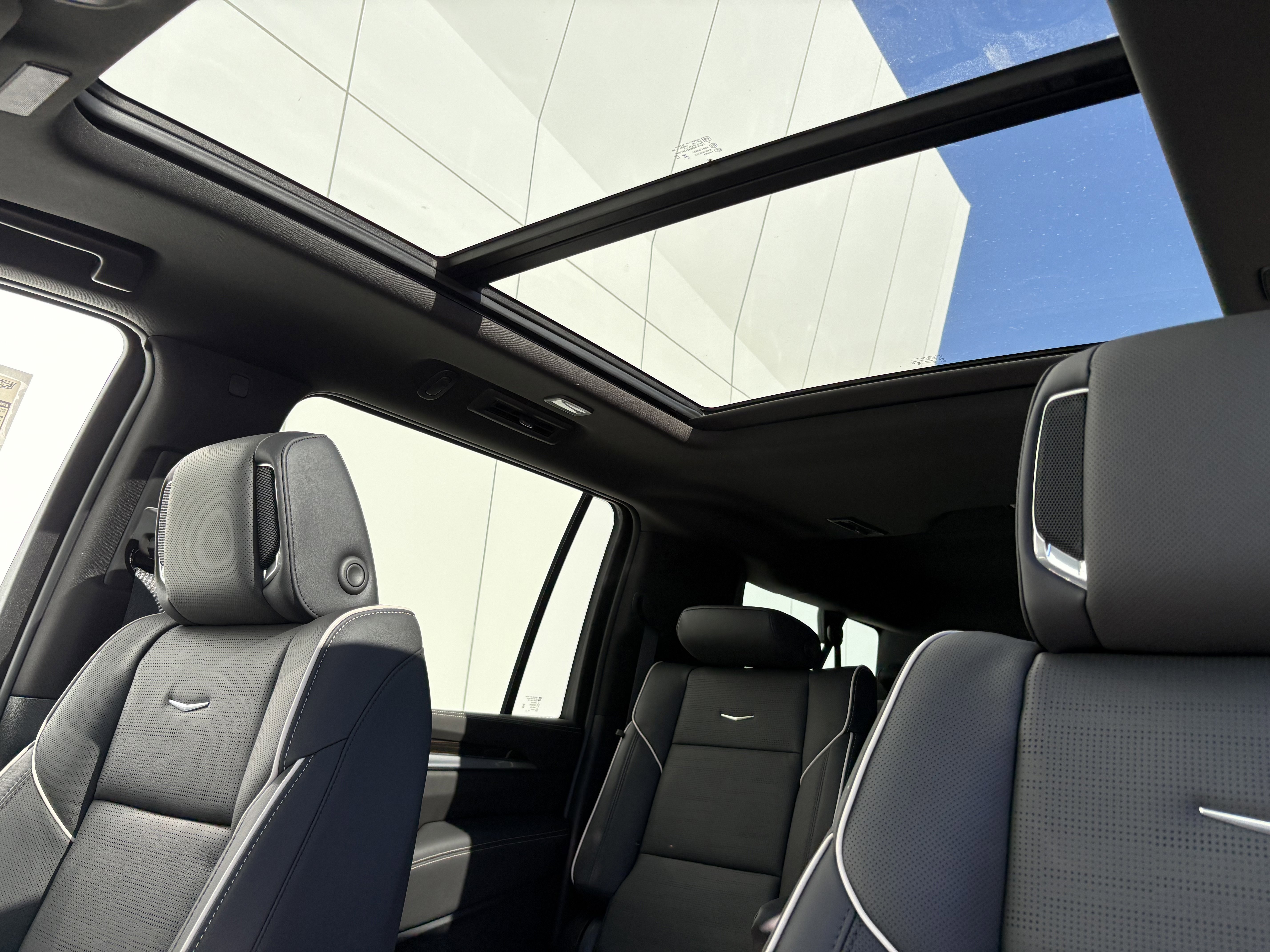 New 2026 Cadillac Escalade ESV Luxury image 17