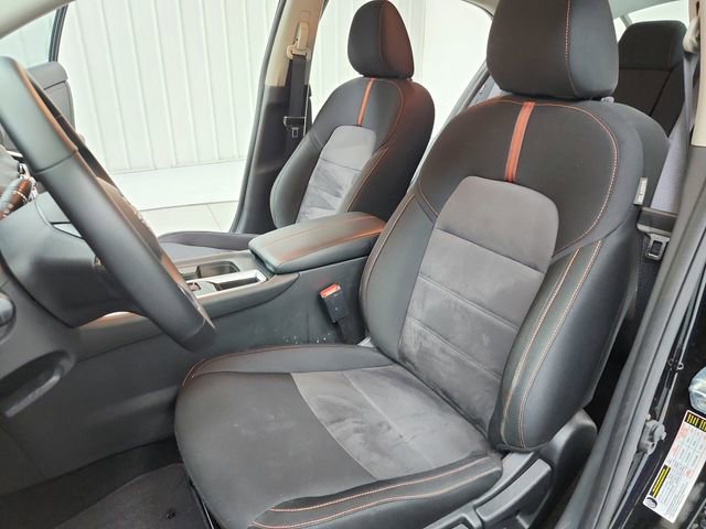 Used 2025 Nissan Sentra SR w/ Midnight Edition image 19