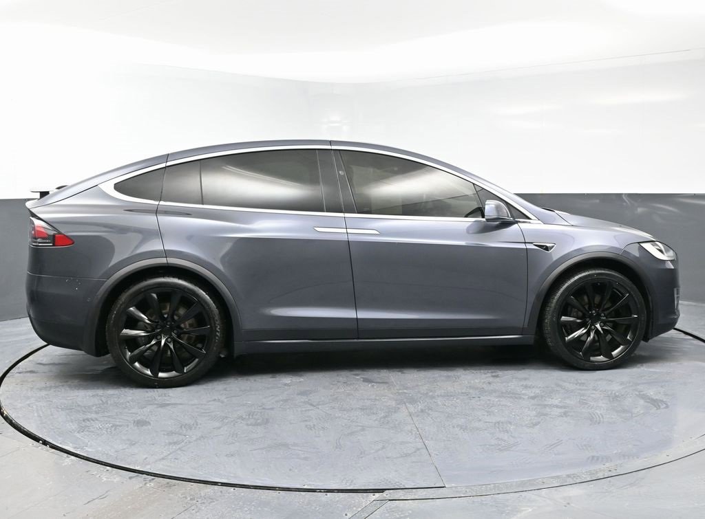 Used 2021 Tesla Model X Long Range image 7