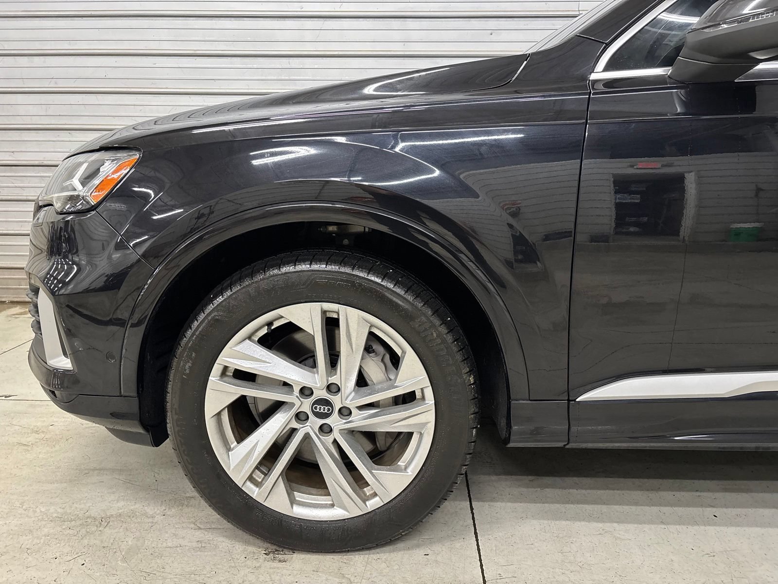 Used 2021 Audi Q7 3.0T Premium Plus w/ Premium Plus Package AWD/4WD image 4